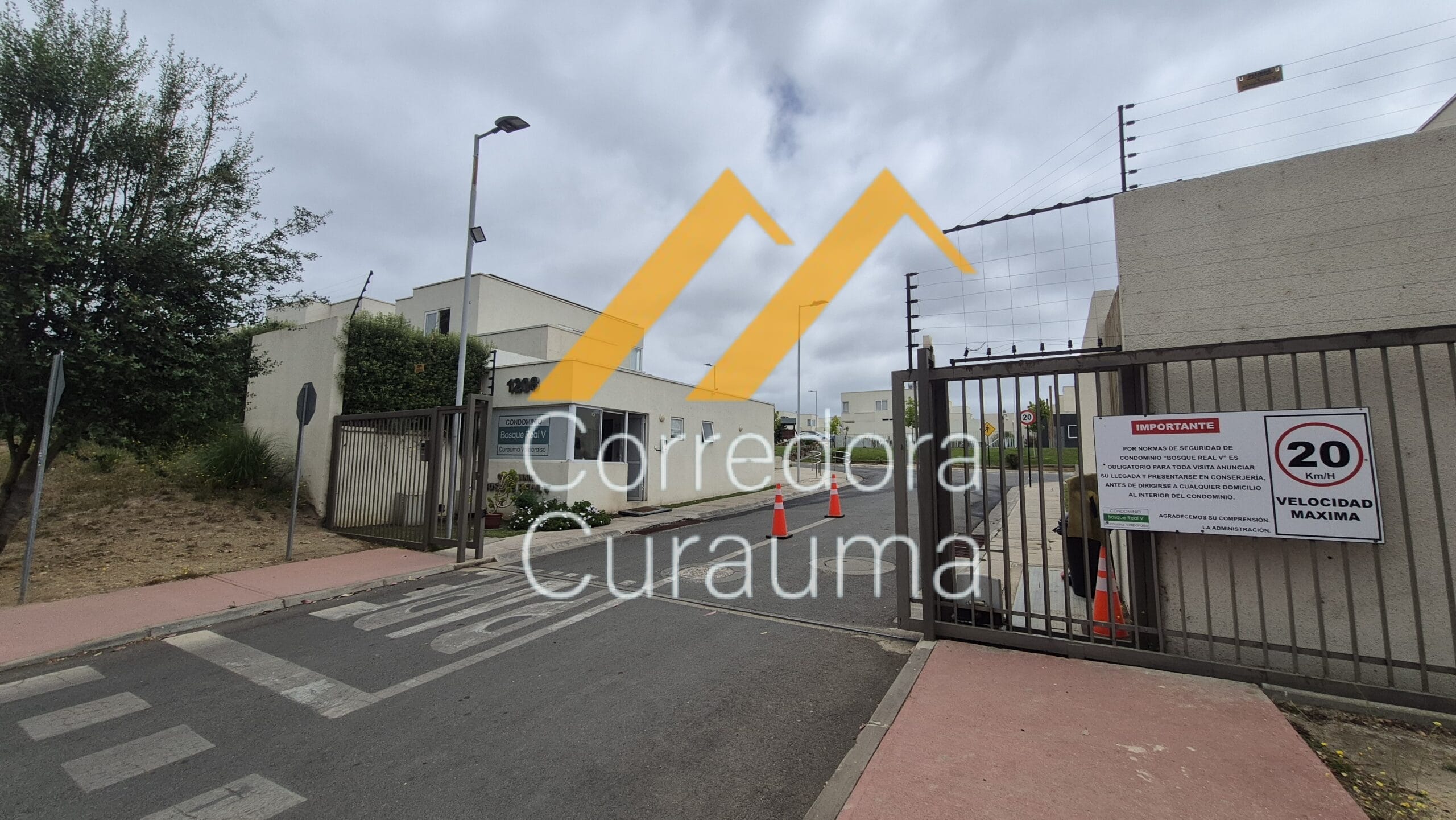 Casa Modelo A 4D/3B/2E Condominio Bosque Real